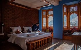 Black Sheep Bed & Breakfast